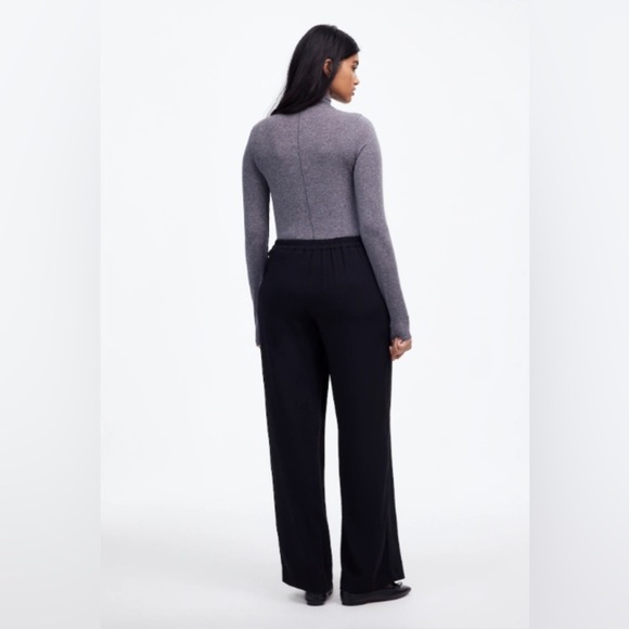 Madewell Pull On Straight Pants - Picture 3 of 8